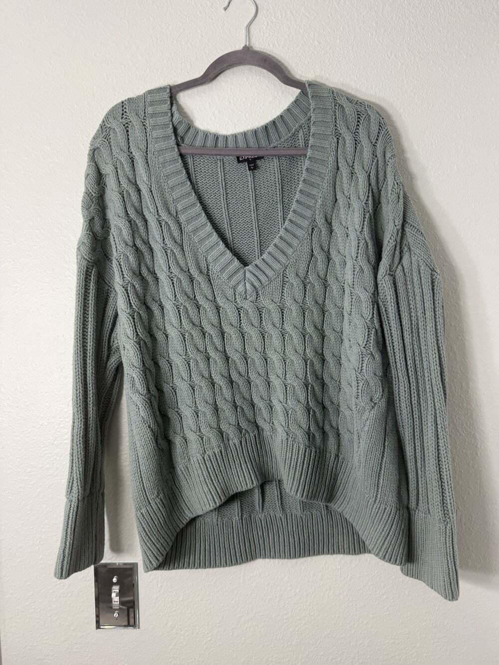Express Women’s Knitted V-Neck Sage Green Sweater - Large